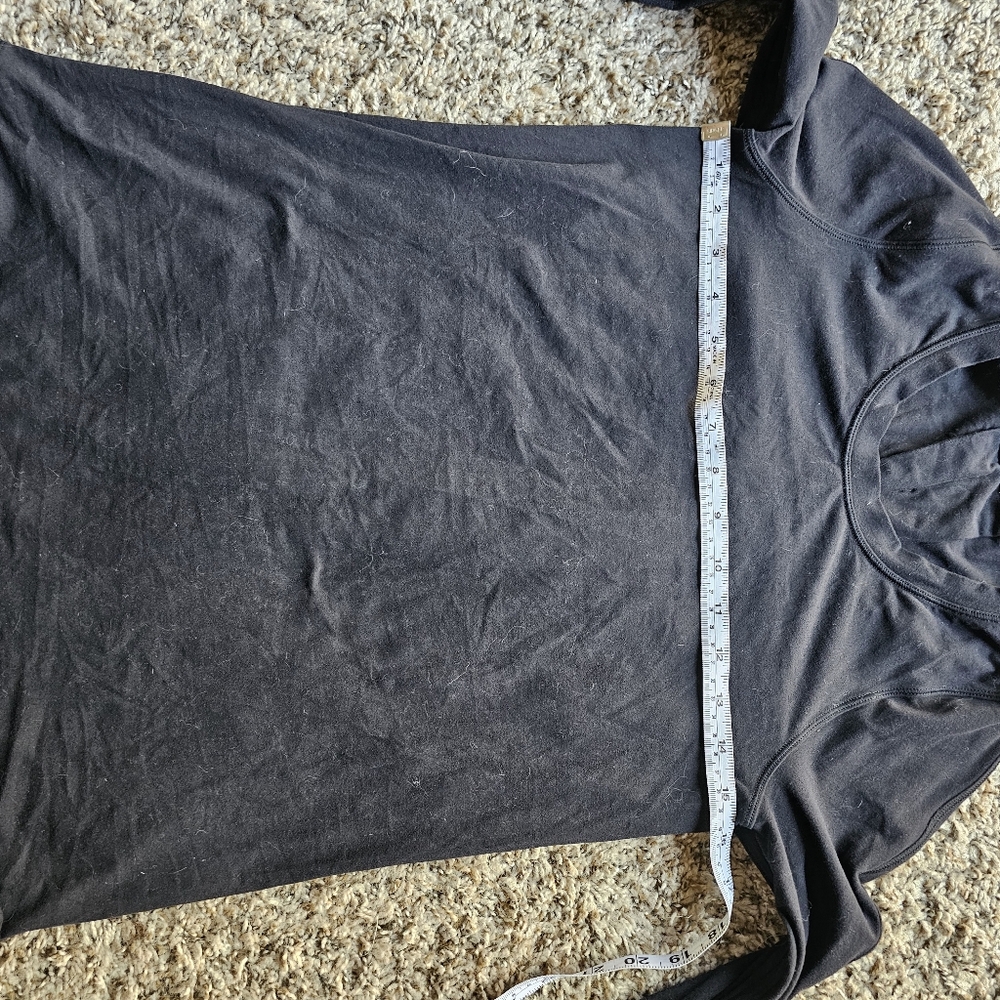 Lululemon Sporty Outdoor Women's Black Long Sleeve Top Size S-M - Picture 3 of 8